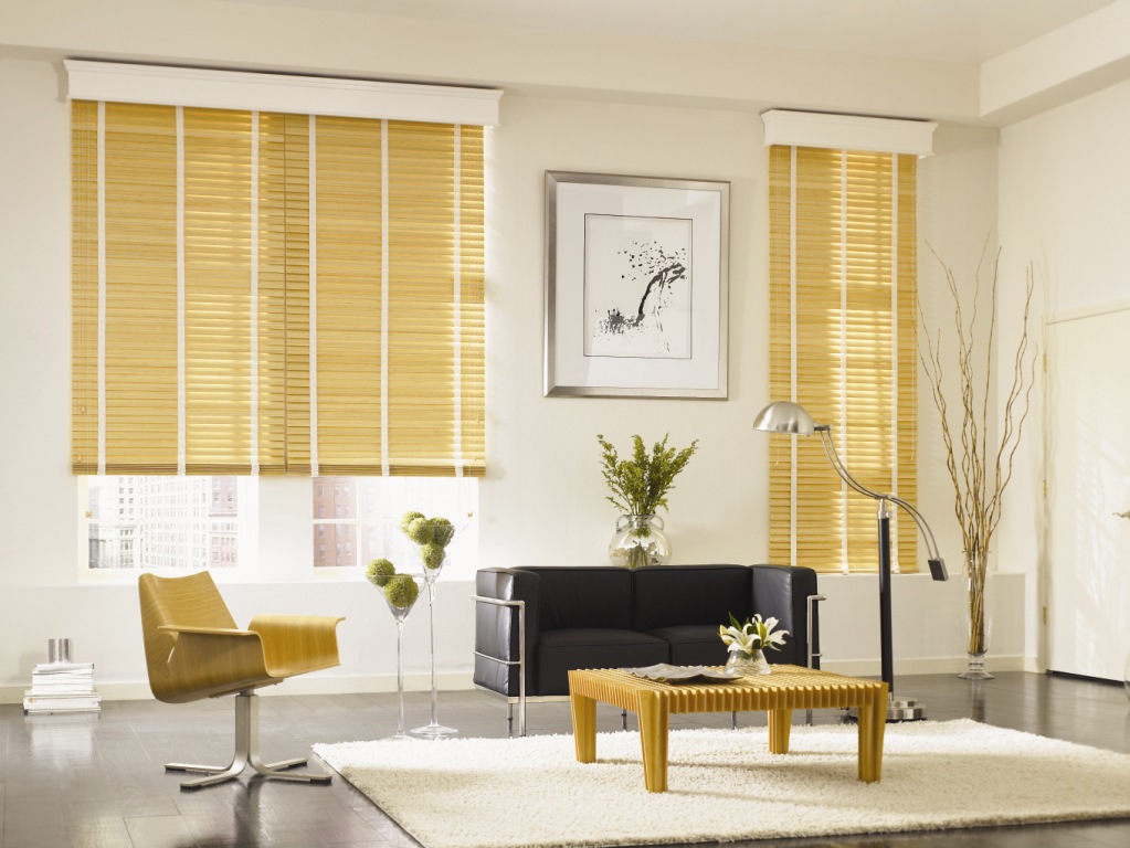 wood venetian blind